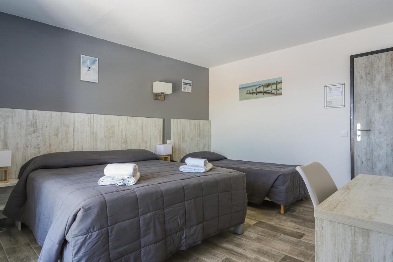 Hotel Les Palmiers En Camargue Saintes-Maries-de-la-Mer Buitenkant foto