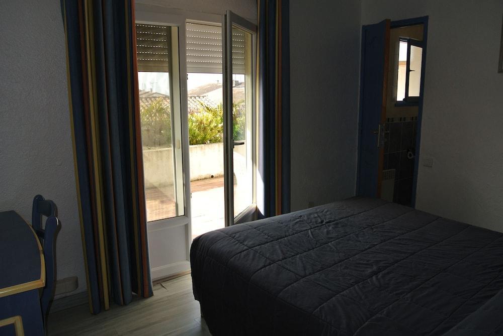 Hotel Les Palmiers En Camargue Saintes-Maries-de-la-Mer Buitenkant foto