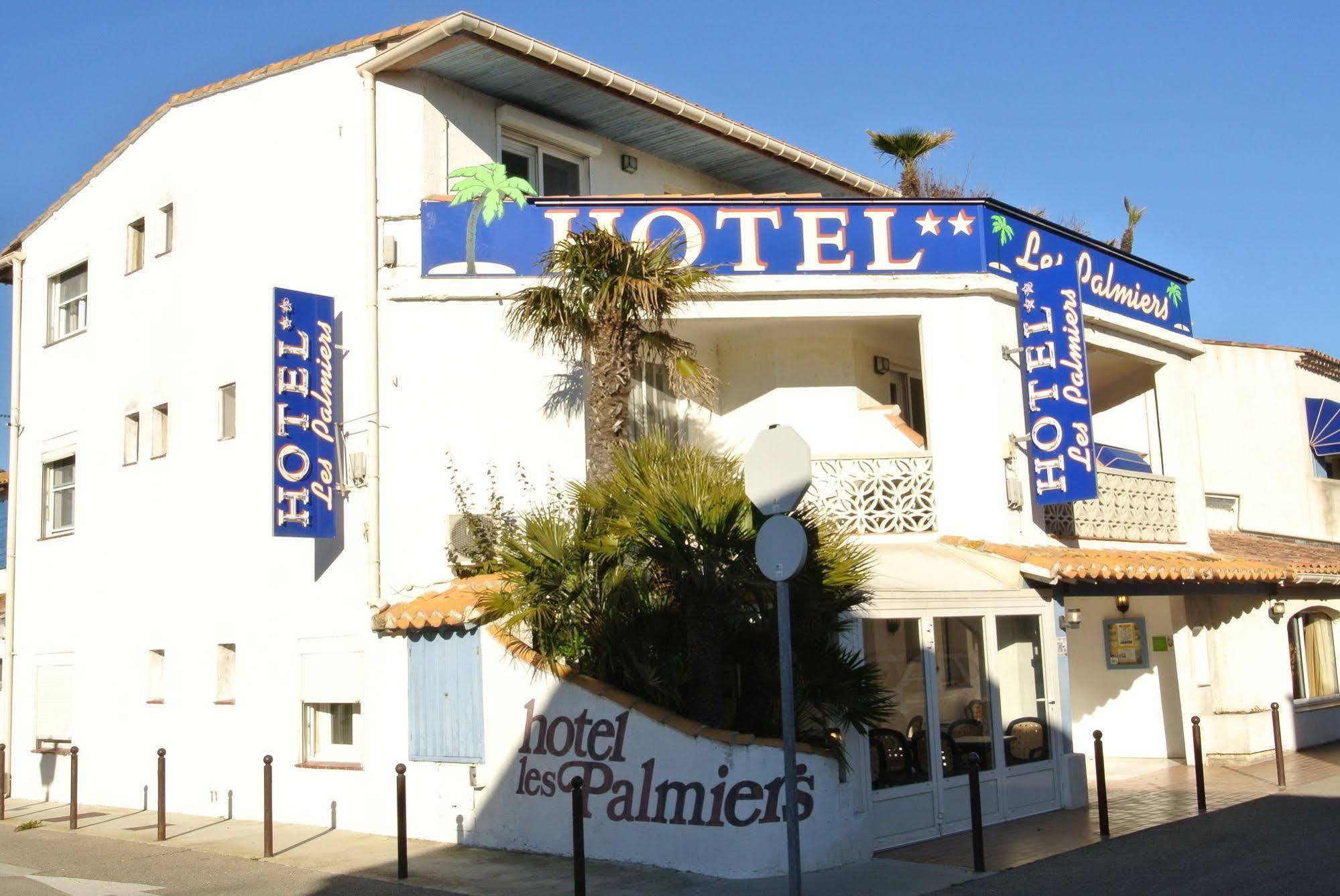 Hotel Les Palmiers En Camargue Saintes-Maries-de-la-Mer Buitenkant foto