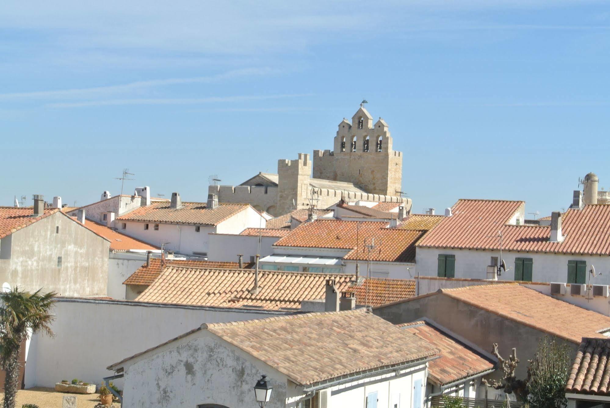 Hotel Les Palmiers En Camargue Saintes-Maries-de-la-Mer Buitenkant foto